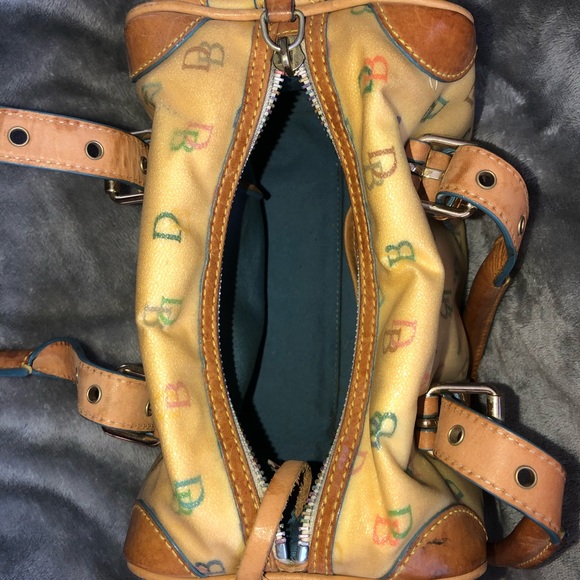 Purse - Picture 4 of 4